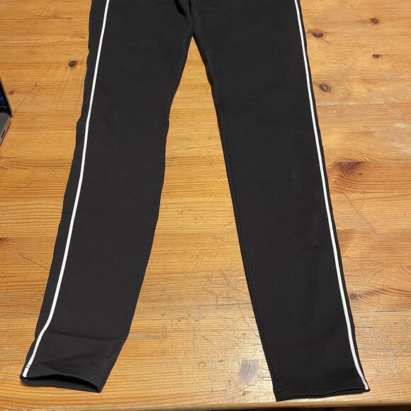 (BRAND NEW) Alo Yoga Heart Throb Set Size Small Bra Size Medium Leggings - Picture 7 of 9